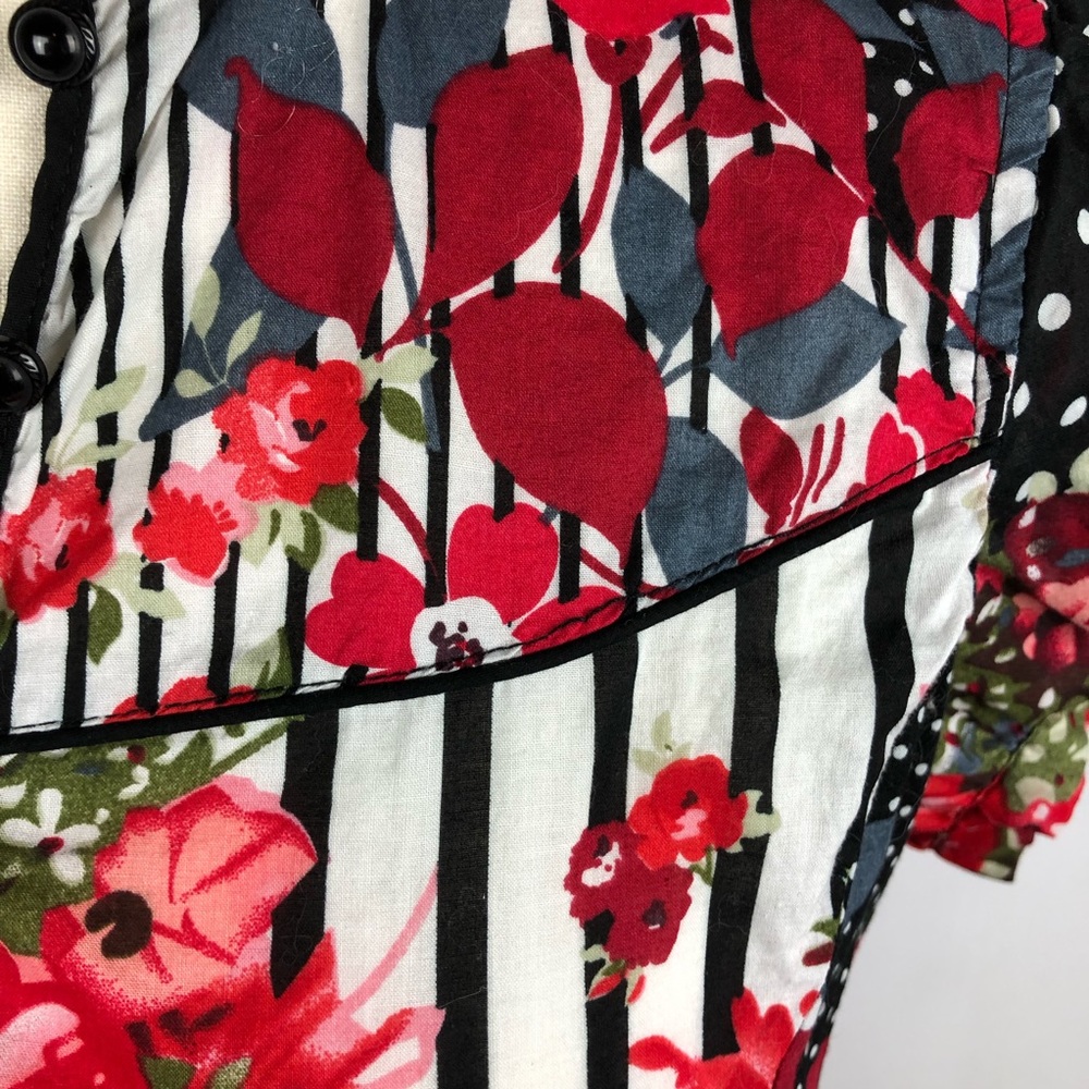 FINAL SALE PRICE Super cute top - Picture 2 of 7